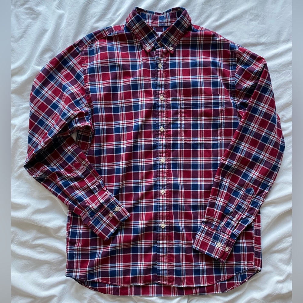 UNIQLO Red and Blue Casual Button Down Shirt
